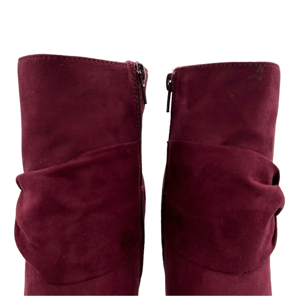 JustFab Karolina Faux‎ Suede Ankle Booties NWOT (9)